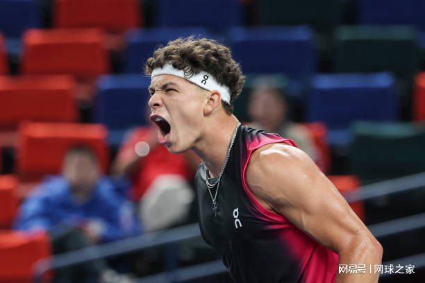 入和冒险 入和冒险