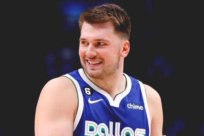 自由式滑雪 自由式滑雪