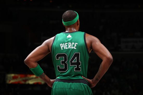 军团以防守 军团以防守