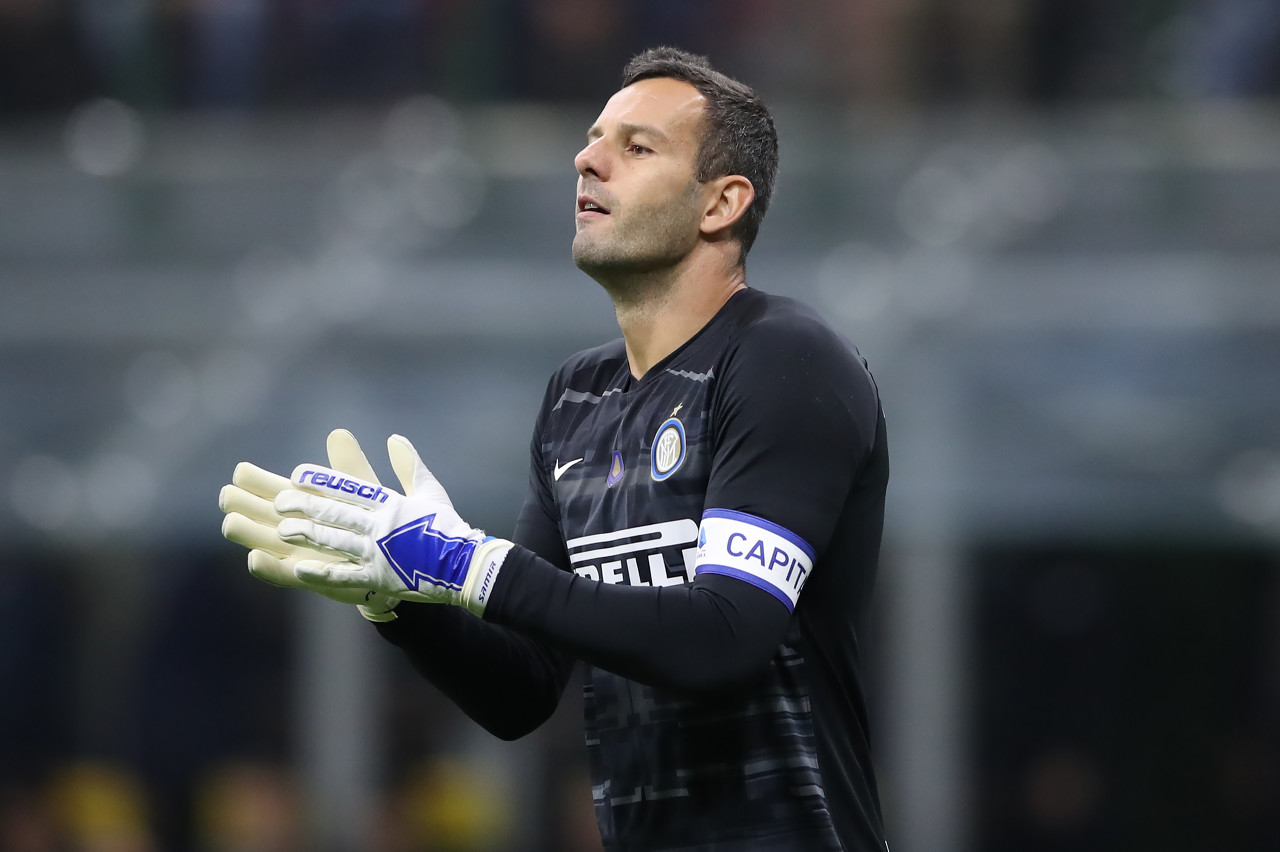 维持阵容弹 维持阵容弹